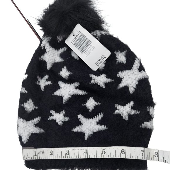 Torrid Star Beanie with Faux Pom Black/White NWT - Picture 4 of 4